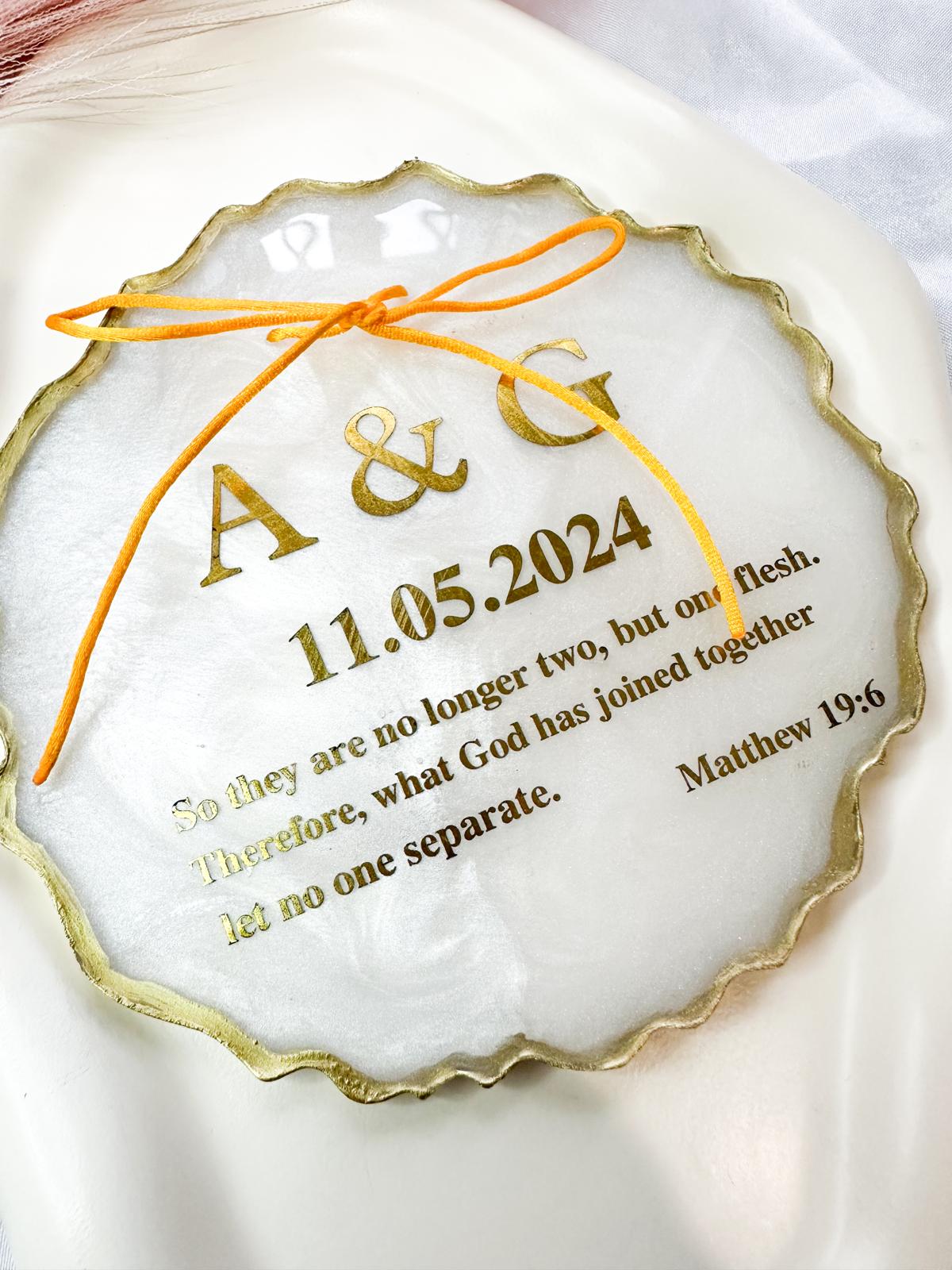 Personalised Wedding Resin Keepsake Plaque | Monogram & Bible Verse | Bridal Gift 11 cm