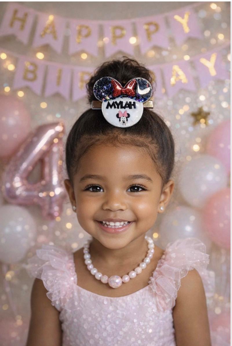 Personalised Minnie Mouse Hair Clip – Custom Name & Glitter Colour