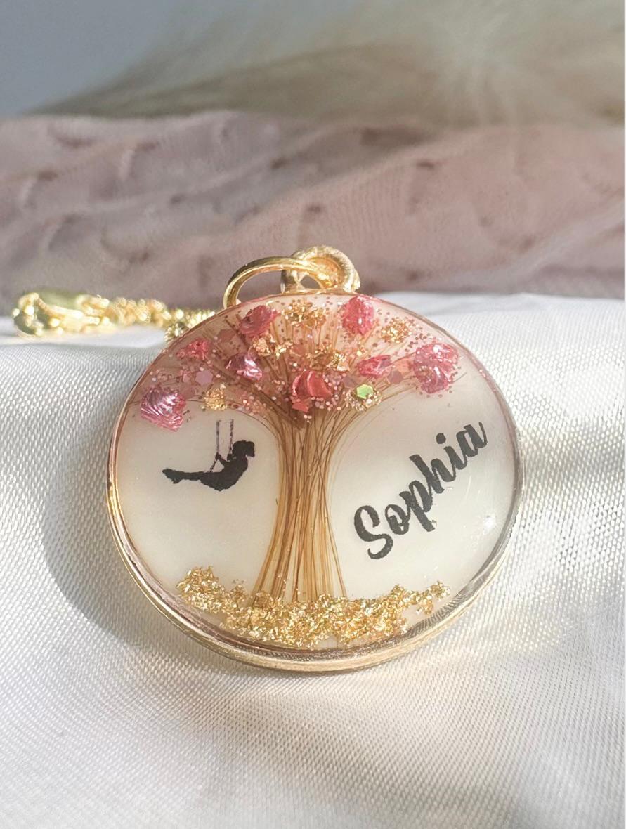 Blossom & Bloom Keepsake Pendant – Personalised Resin Jewellery with Shell Flakes & Shimmer Stones