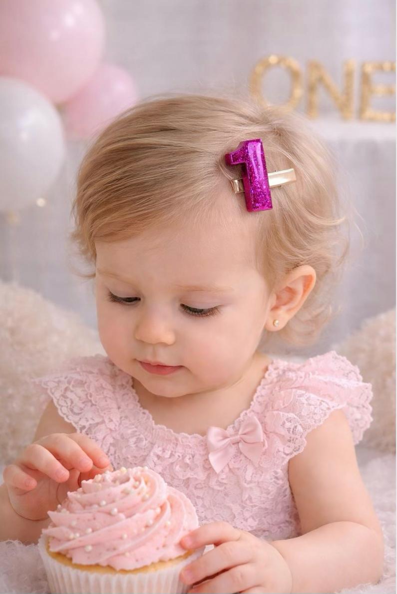 Personalised Glitter Number Hair Clip – Kids Birthday Hair Accessory