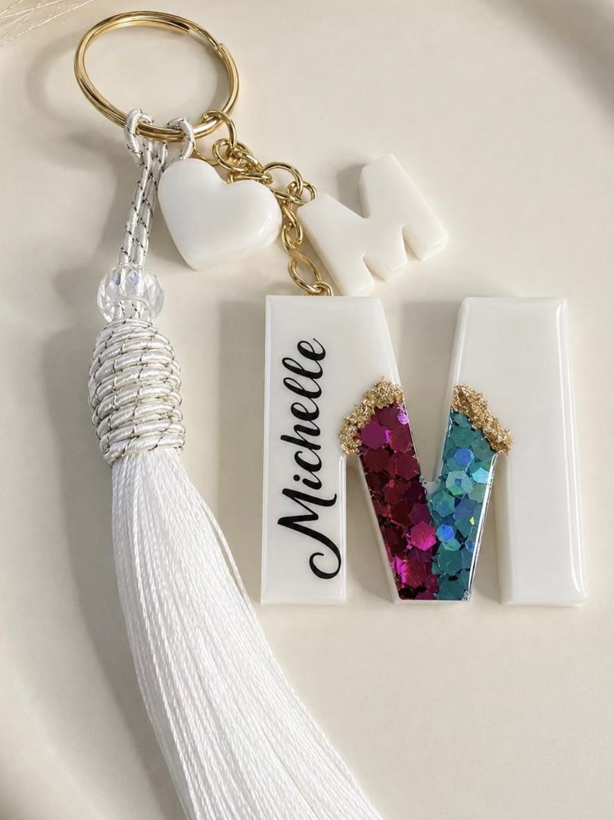 Personalised Geode Initial Letter Keychain – Black or White, Custom Name & Glitter Colours