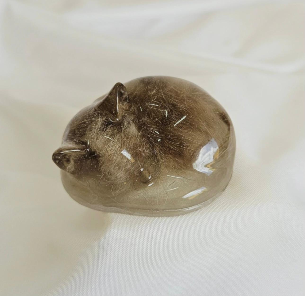 Personalised Cat Memorial Resin Figurine | Fur & Ash Keepsake