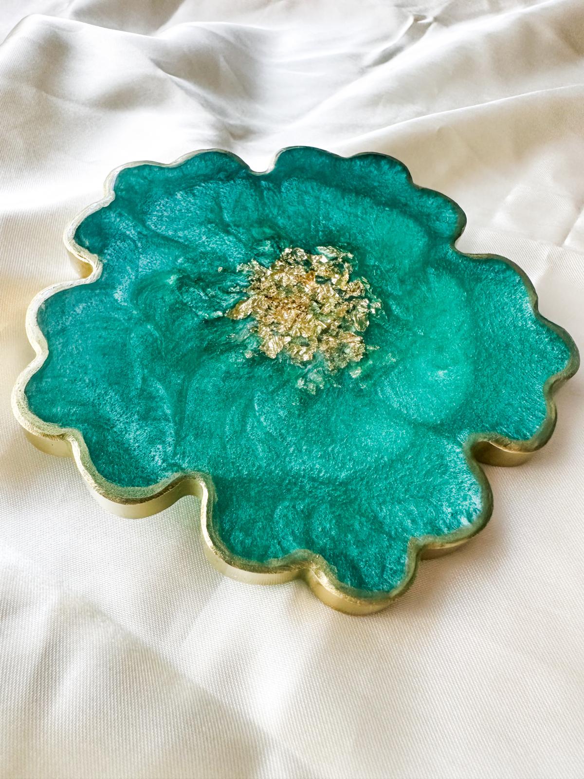 Flower Resin Coasters with Gold Flakes & Gold Rim | Handmade Sets