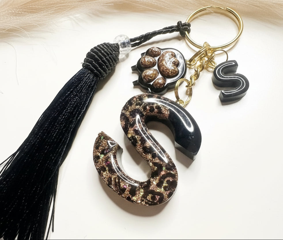 Leopard Print Initial Letter Keychain - Option 1