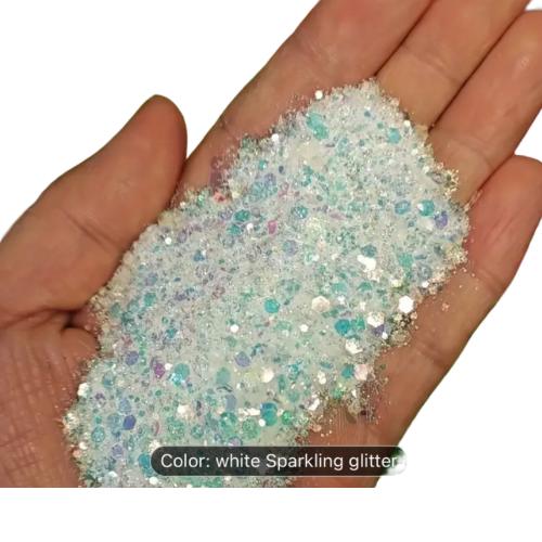 Girls Character Glitter Resin Keychain – Hello Kitty, Barbie or Unicorn